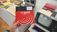 Počítačový dávnověk - kdo dnes ví, že byly i takovéhle diskety?