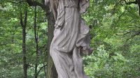 Levá socha - Panna Maria