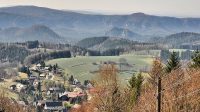 31. 3. 2017 - Výhled z terasy na Wachbergu