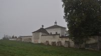 5. 10. 2015 - Kaple vestavěná do hřbitovní zdi