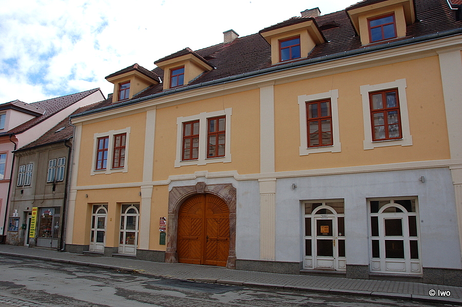 13. 4. 2013