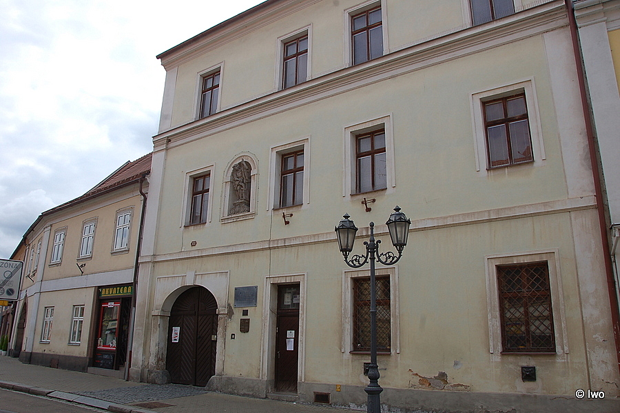 13. 4. 2013