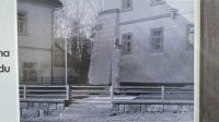Foto původní podoby pomníku na infotabuli