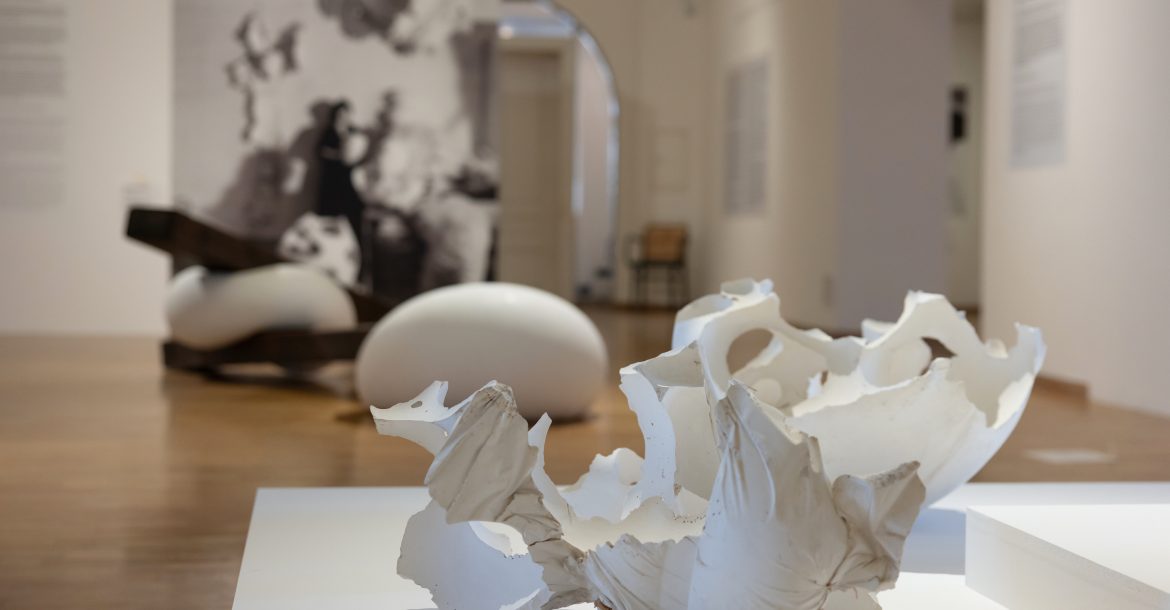 Maria Bartuszová | Malé prázdno plné malého nekone?ného vesmíru
06 05 2026 - 13 09 2026
Muzeum moderního um?ní